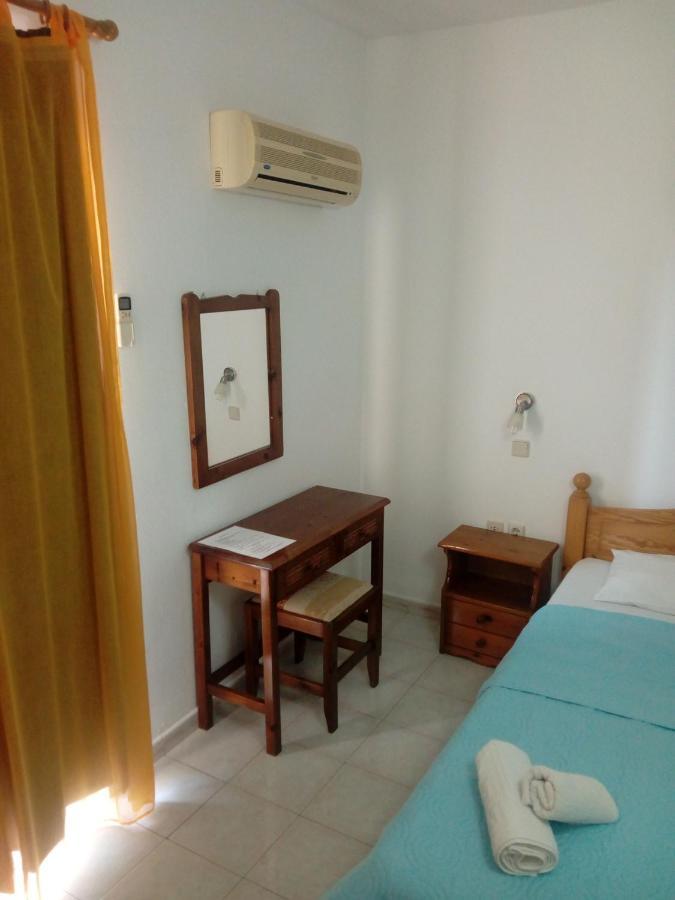 Debbi Appartments And Hotel Ialysos  Buitenkant foto