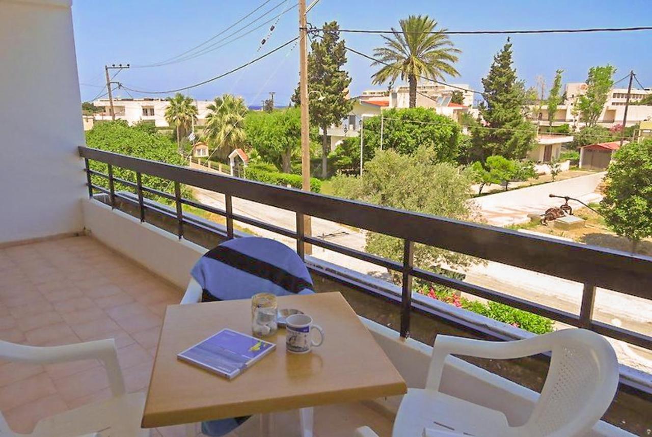 Debbi Appartments And Hotel Ialysos  Buitenkant foto
